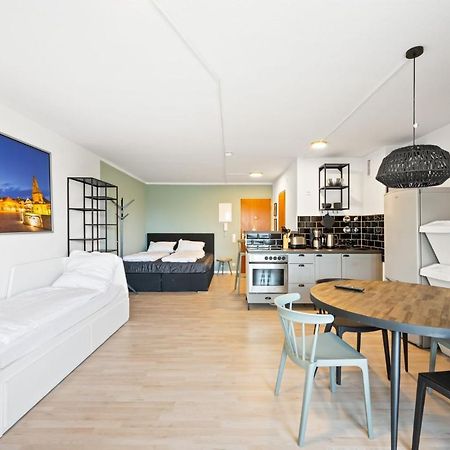 Sali Homes - Fewo Bluehendes Barock Ludwigsburg Bagian luar foto