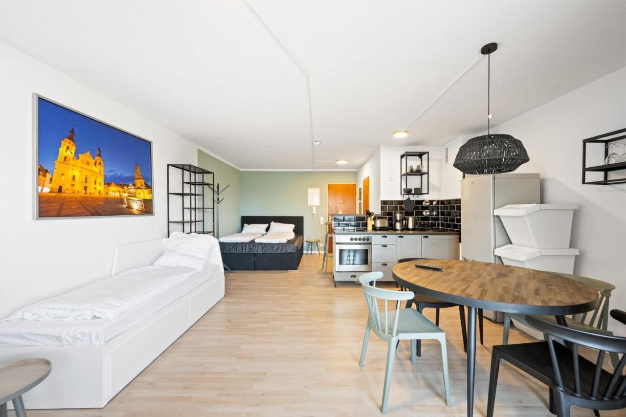 Sali Homes - Fewo Bluehendes Barock Ludwigsburg Bagian luar foto