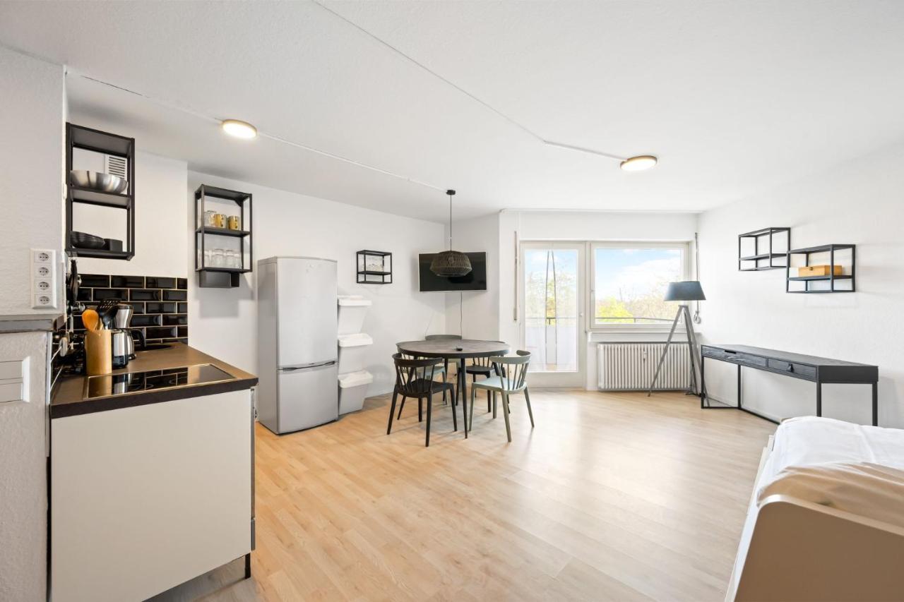 Sali Homes - Fewo Bluehendes Barock Ludwigsburg Bagian luar foto