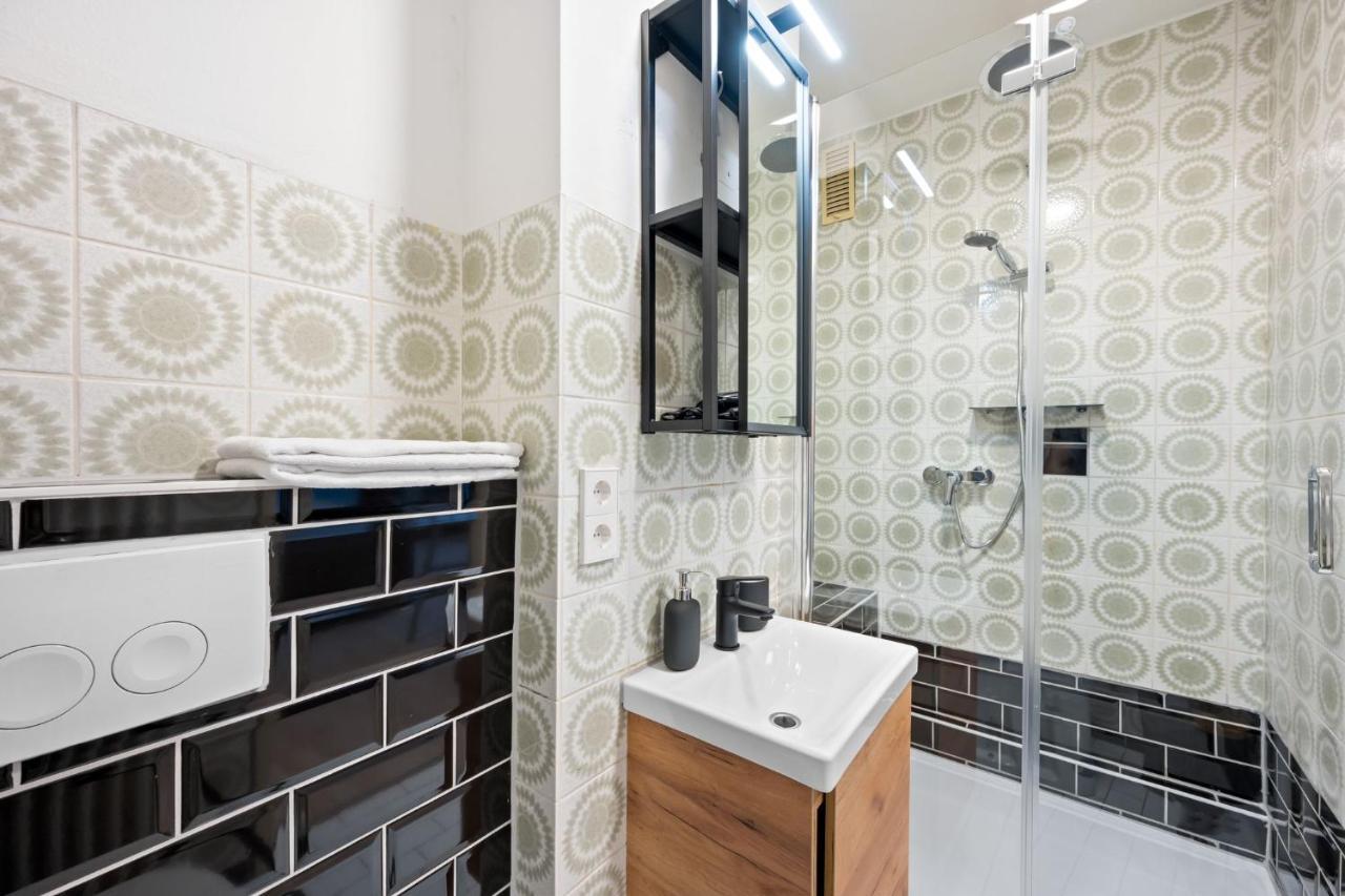 Sali Homes - Fewo Bluehendes Barock Ludwigsburg Bagian luar foto